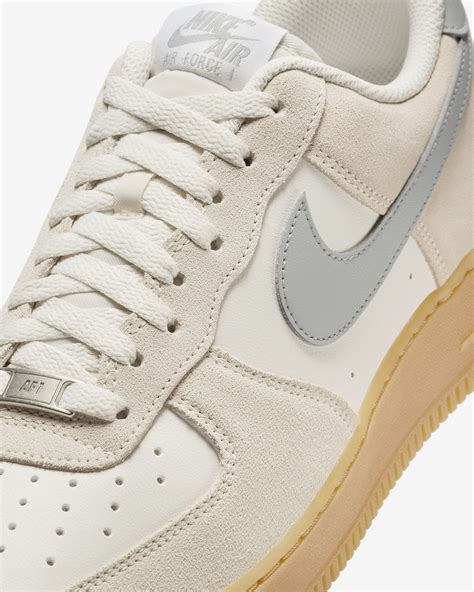 Scarpa Nike Air Force 1 '07 LV8 – Uomo